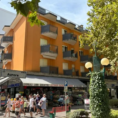 Colorful Flat In Bibione-beahost *