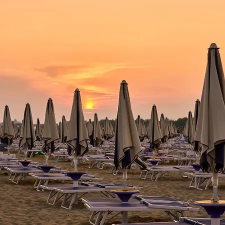 Colorful Flat In Bibione-beahost Apartmán *